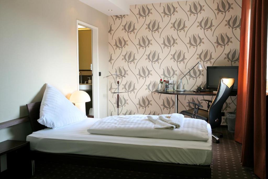 Hotel L'Escala Dreieich Habitación foto